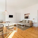 Chiado Cozy - By Lu Holidays Apartment *