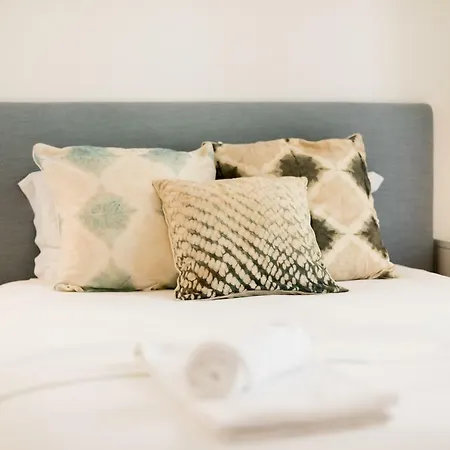 Chiado Cozy - By Lu Holidays * Lisbon